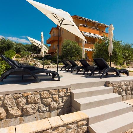 Apartmani Maslina Лун Экстерьер фото